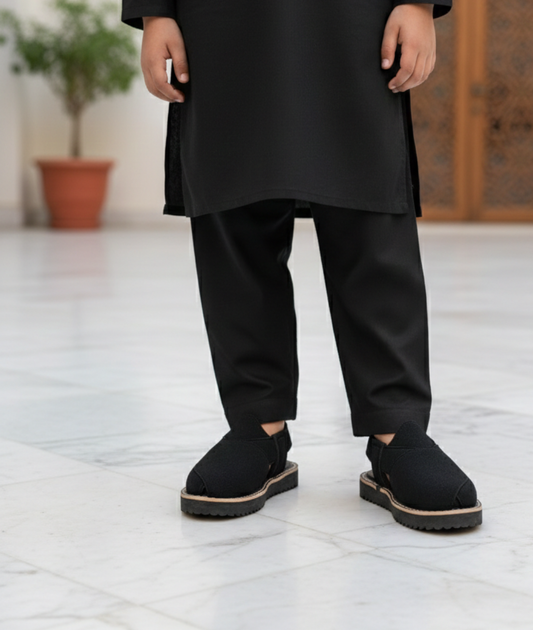 StepForm Peshawari Chappal